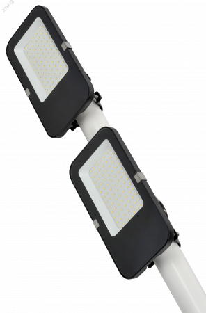 Светильник LED консольный уличный ДКУ 4002 120Д 5000К IP65 GENERICA