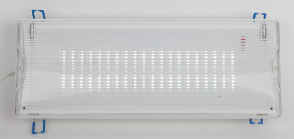 Светильник светодиодный аварийный непостоянный DPA-301-0-65 40LED 3ч IP65 NiCD (10/240)