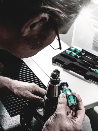 Индикатор крутящего момента 300 TX TORX с фиксированным моментом затяжки TX 7X0.9 Нм