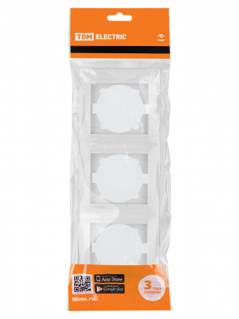 Рамка 3-х постовая вертикальная белая "Лама" TDM