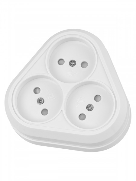Розетка треугольная 2П открытой установки IP20 10A с защитными шторками белая "Ладога" TDM