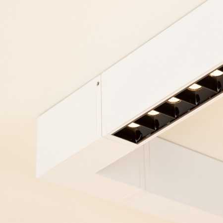 Контроллер-усилитель SMART-TRANSMITTER-30M-IN 230V, 2.4G ARL, IP20 Пластик, 5 лет