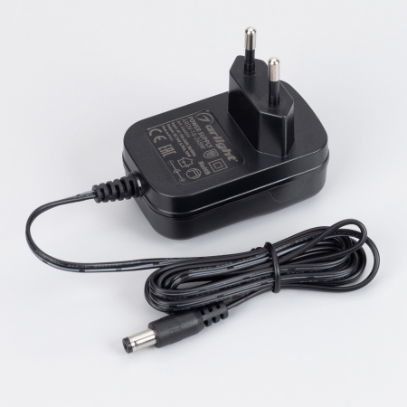 Панель SMART-P35-DIM-IN White 230V, 0-10V, Sens, 2.4G ARL, IP20 пластик, 5 лет