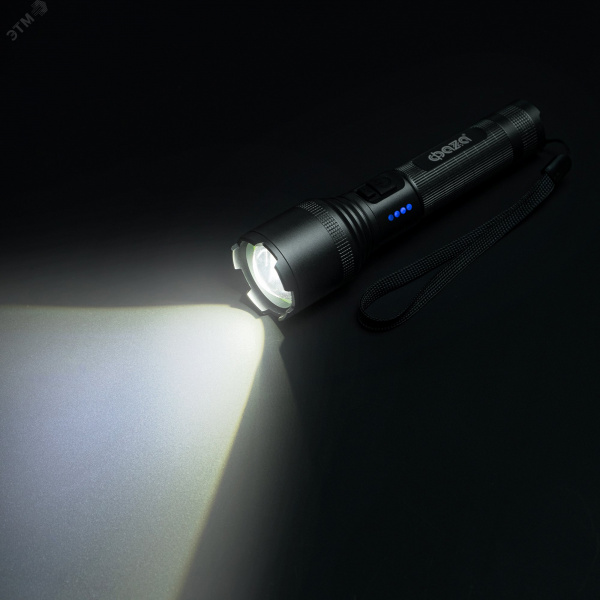 Фонарь светодиодный аккумуляторный AccuF1-L15WZ-ti титан