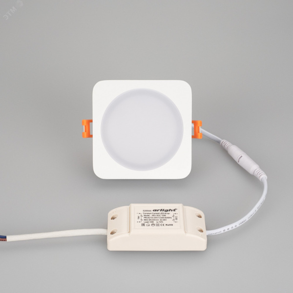 Панель светодиодная LTD-96x96SOL-10W Day White 4000K IP44 пластик 3 года