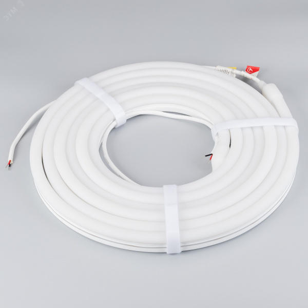 Лента герметичная MOONLIGHT-SIDE-A140-12x24mm 24V Warm2200 9.6 W/m, IP68, 5m, wire x2, вывод прямой, 3 года