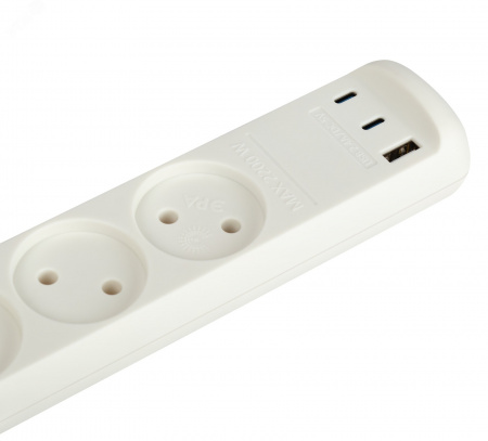 Удлинитель электрический U-3-3m-USB-W 3 розетки + 3xUSB A+C 3м 10А белый