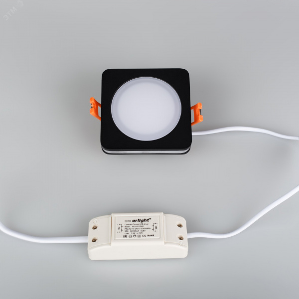 Панель светодиодная LTD-80x80SOL-BK-5W Day White IP44 пластик 3 года