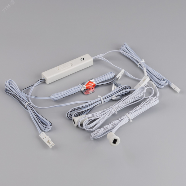 ИК-датчик SR-PRIME-RECESSED-IRD/H-R11-WH 12-24V, 48-96W, DOOR/HAND, IP20 пластик, 2 года