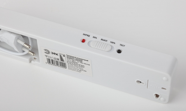 Светильник светодиодный аварийный непостоянный DBA-103-0-20 60LED 5ч IP20 (40/1600)